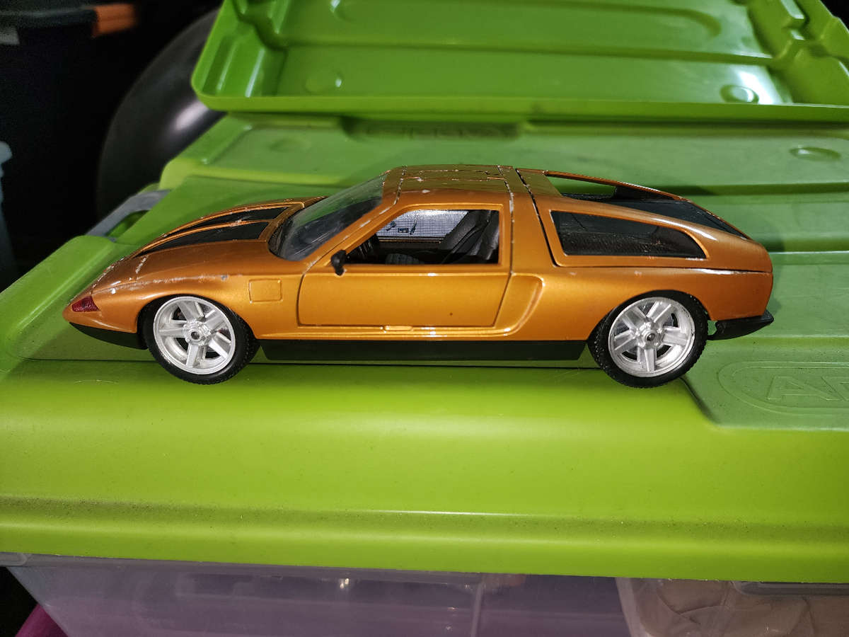 Mercedes Benz C111 (1:18)
