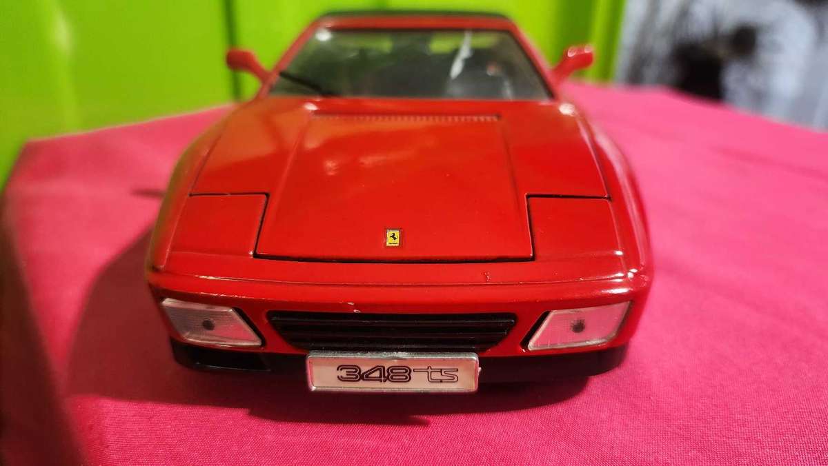 Ferrari 348 ts  *1:18* Maisto