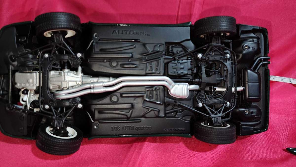 Audi Quattro (Legendary Car) 1:18 AutoArt