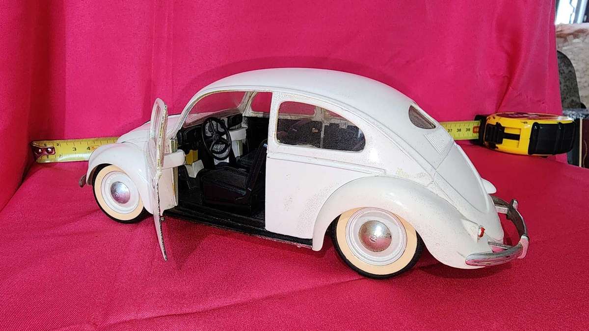 VW Beetle By Solido (1:18)