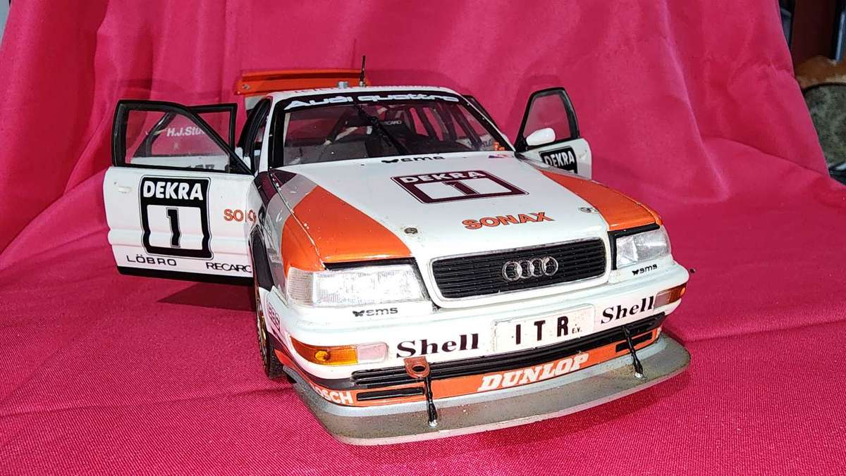 AUDI V8 Quattro (H Stuck) 1:18