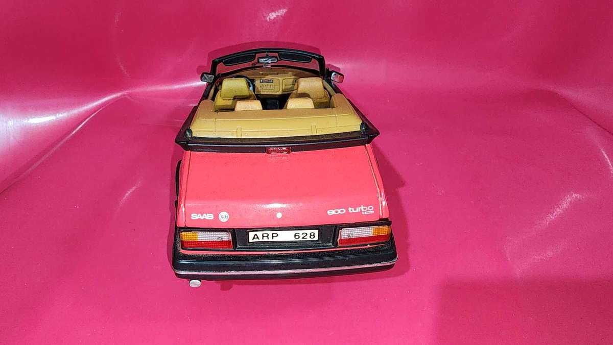 Saab 900 Turbo (1:18) by Anson