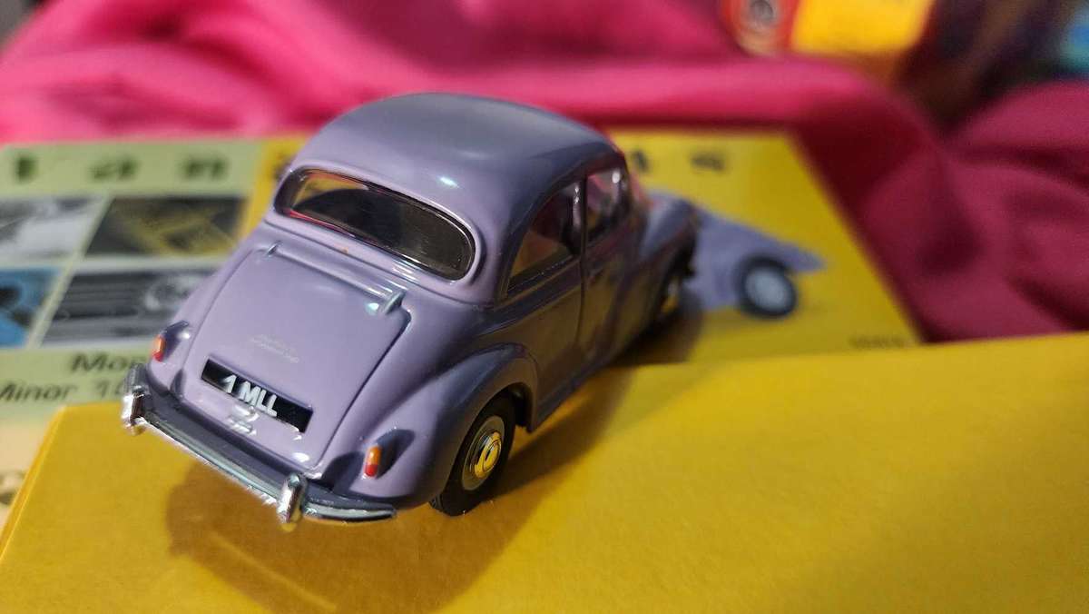 Morris Minor 100  By Vanguards