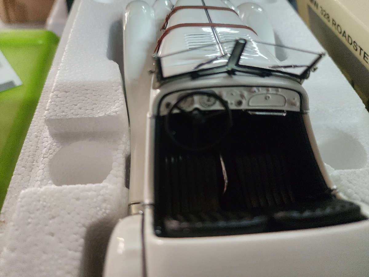 BMW 328 (1:18) Autoart