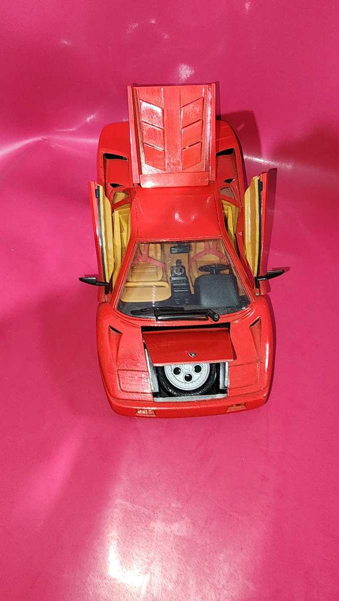 Lamborghini Diablo (1:1>) by Maisto