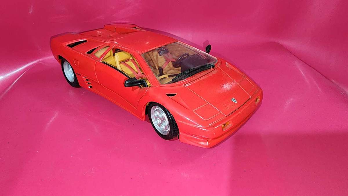 Lamborghini Diablo (1:1>) by Maisto