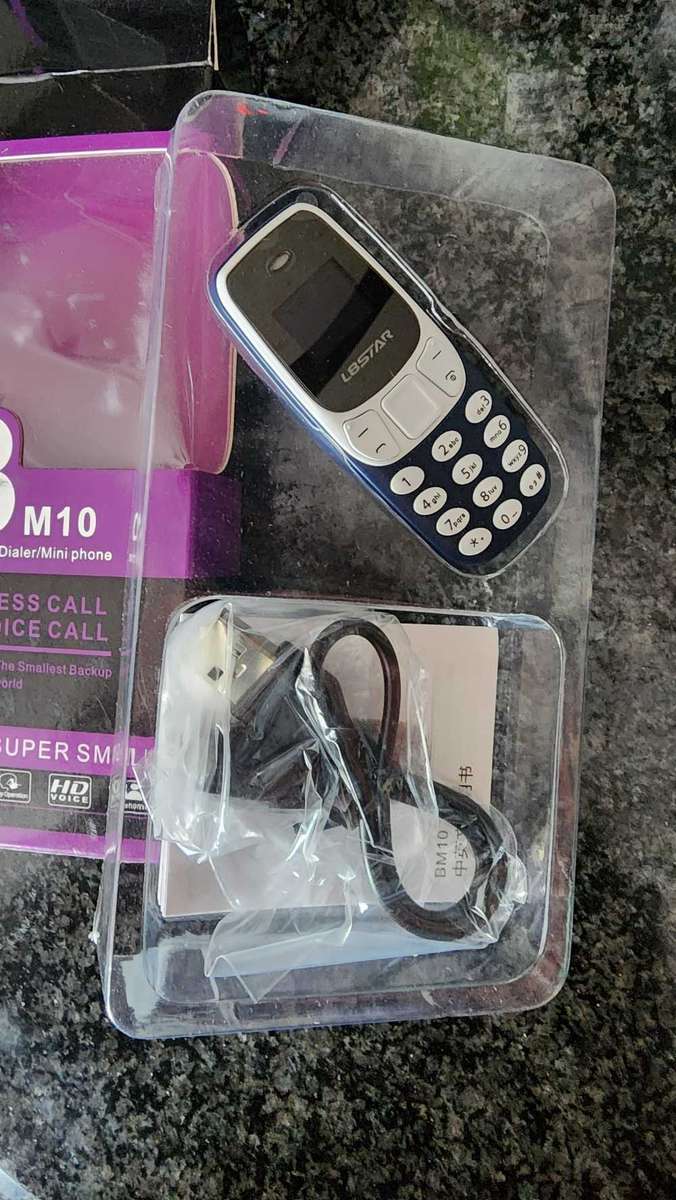 Miniature Operating Cellphone by L8Star (Due Sim)