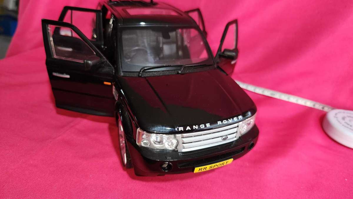 Range Rover 1:18