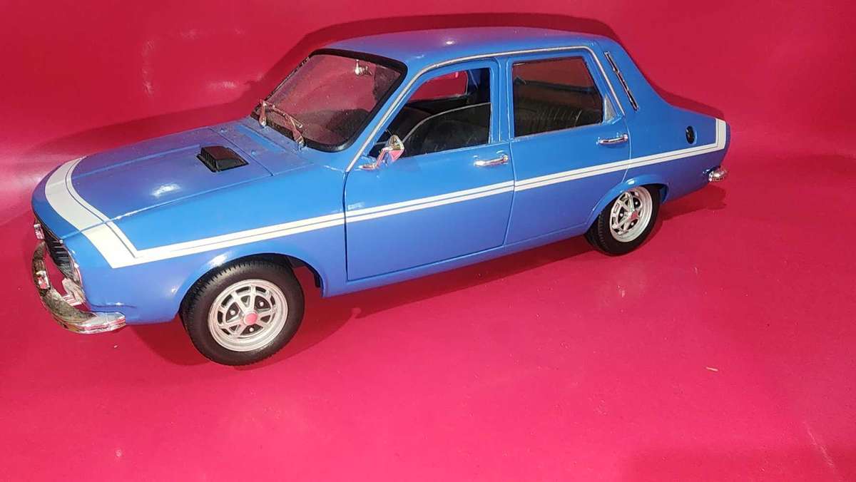 Renault 12 Gordini By Solido (1:18)