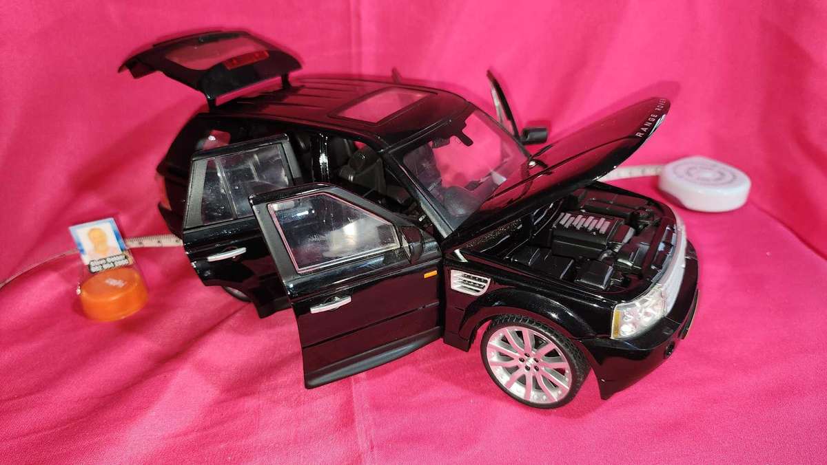 Range Rover 1:18