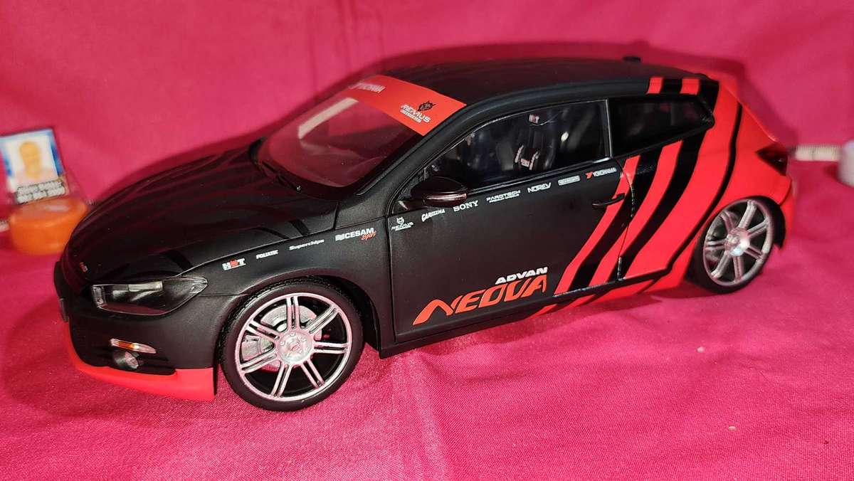 VW Scirocco (1:18) Norev