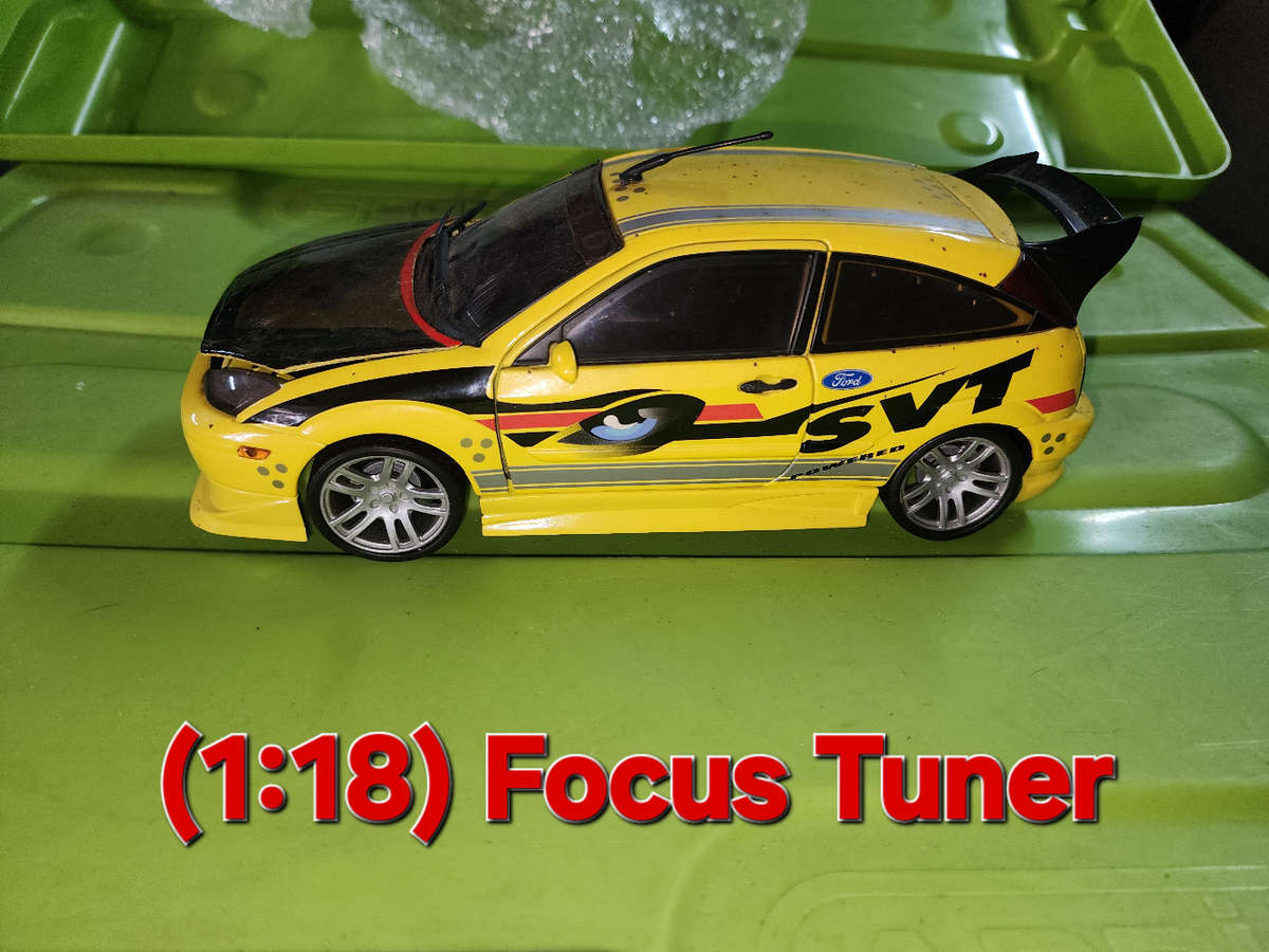 Ford Focus Tuner (1:18) Motormax