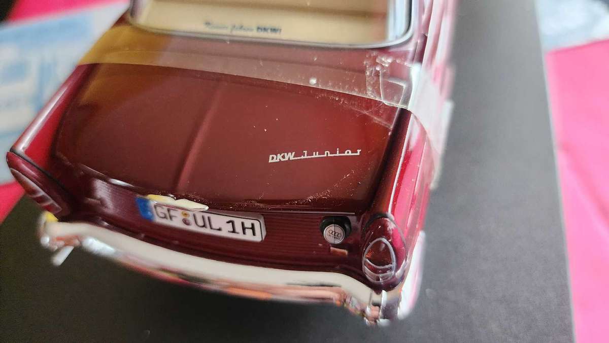 DKW Junior 1:18 by Revell