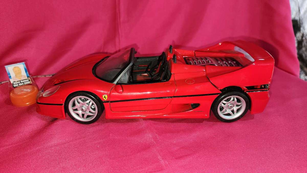 Ferrari F50 Maisto 1:18