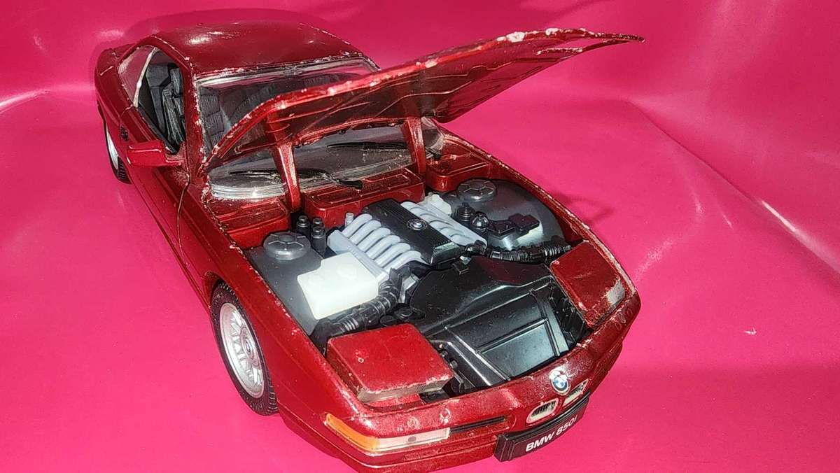 BMW 850i by Revell