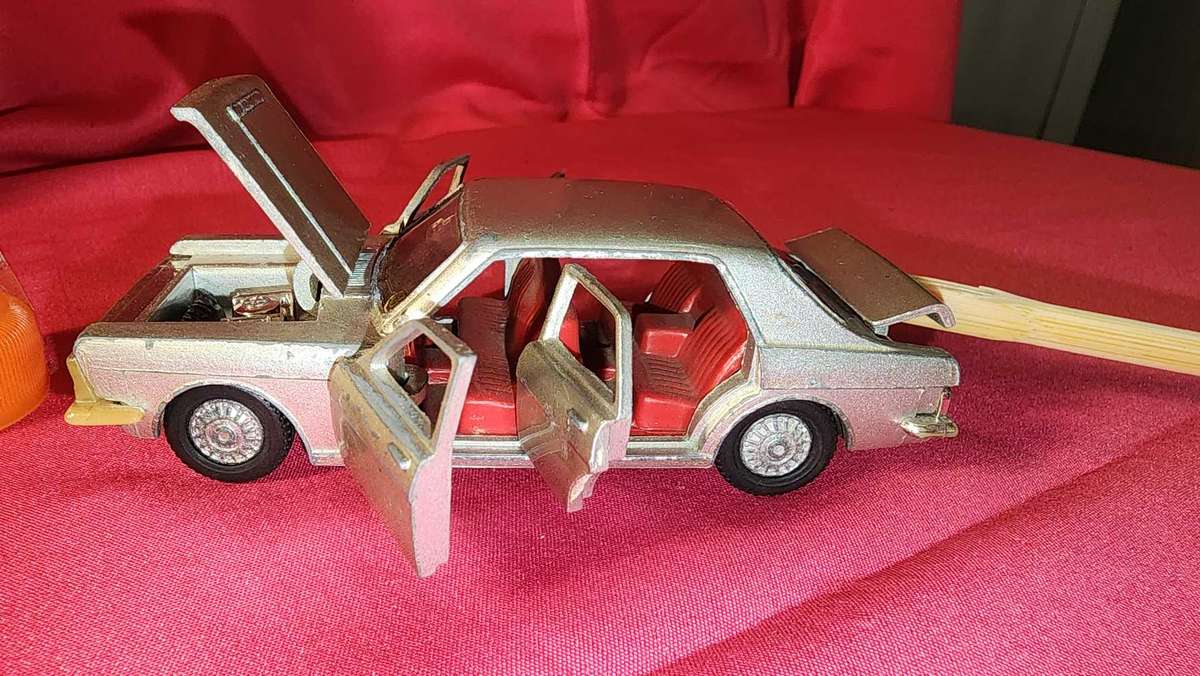 Ford Zodiac by Dinky