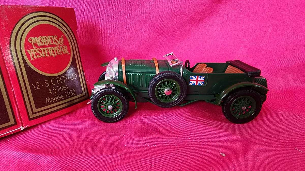 1930" 4,25Litre Super Charged Bentley ( Models of Yesteryear)