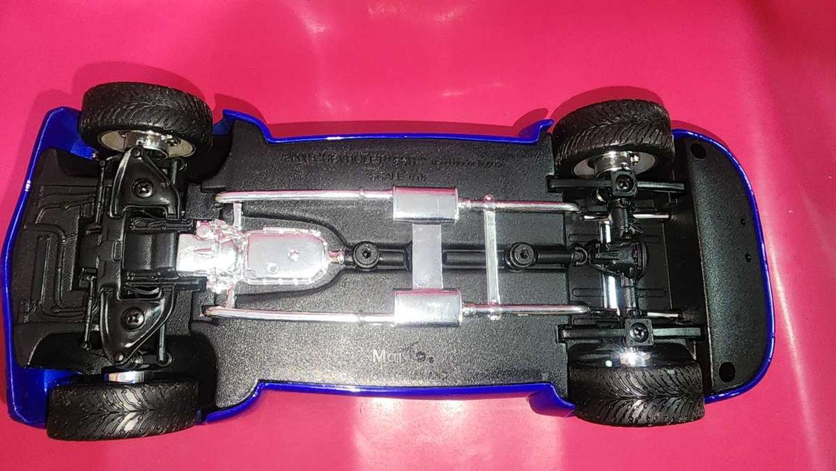 Chevy SSR Pick-Up Maisto 1:18