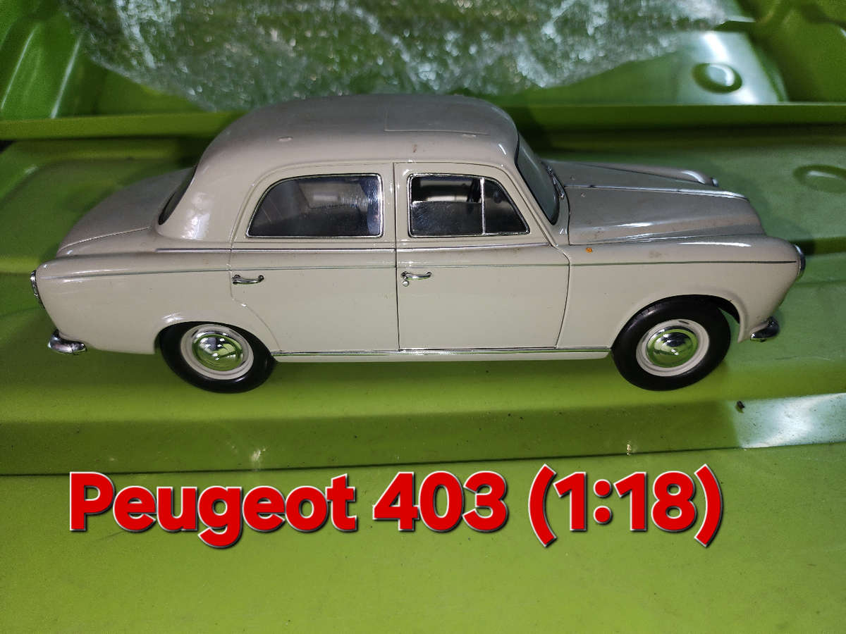 Peugeot 403 Sedan (1:18) Solido