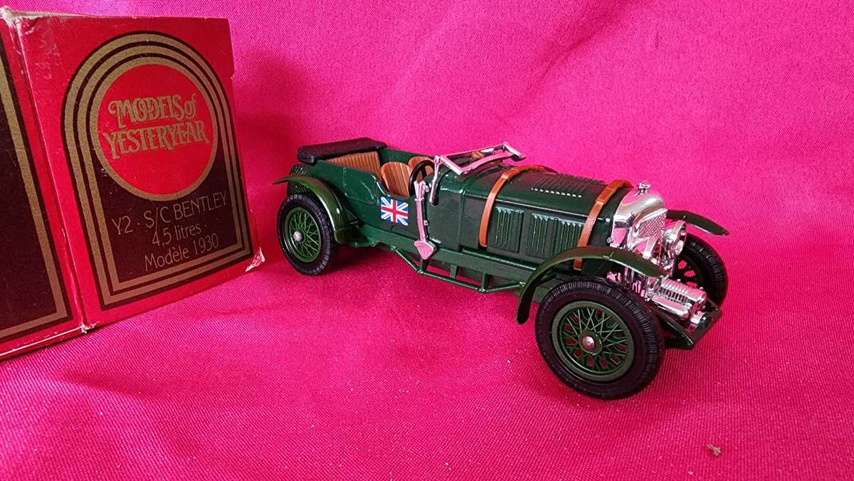 1930" 4,25Litre Super Charged Bentley ( Models of Yesteryear)