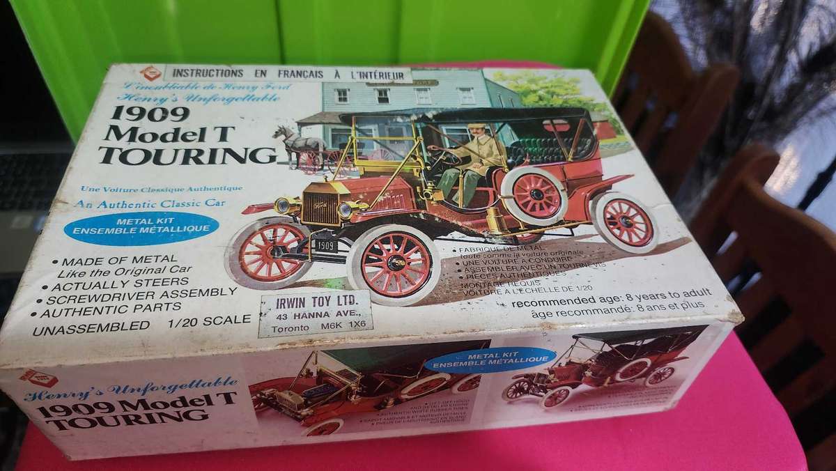 Model T "1909" Touring Die-Cast Model by Gabriel