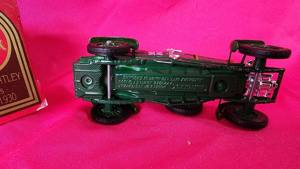 1930" 4,25Litre Super Charged Bentley ( Models of Yesteryear)