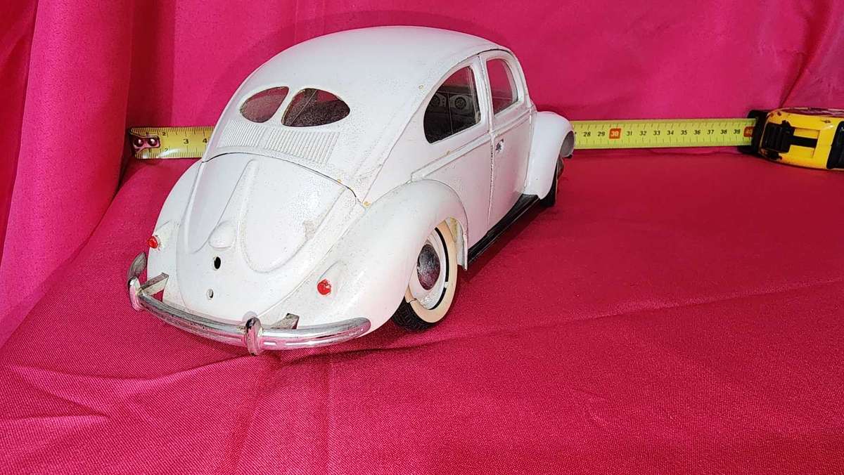 VW Beetle By Solido (1:18)