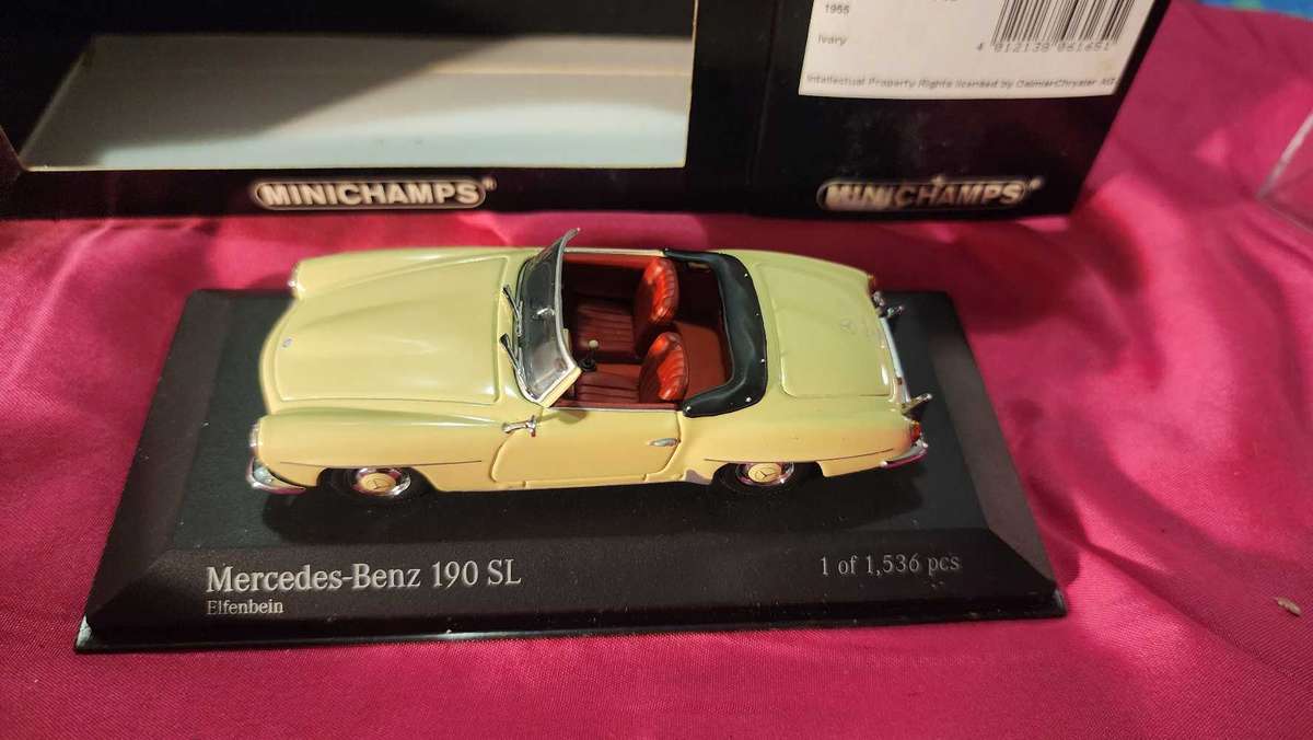 Mercedes 190 SL   by Minichamps