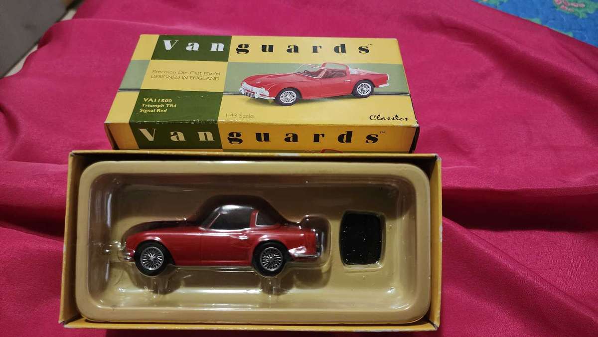 Triumph TR 4