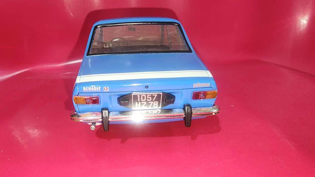 Renault 12 Gordini By Solido (1:18)