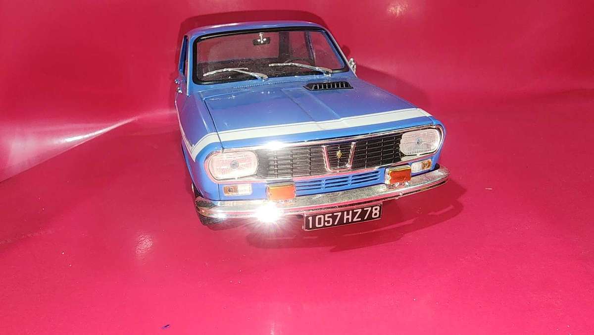 Renault 12 Gordini By Solido (1:18)