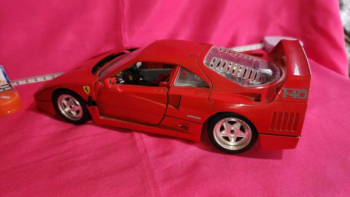 Ferrari F40 Bburago 1:18