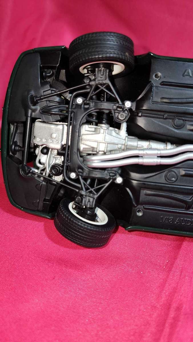 Audi Quattro (Legendary Car) 1:18 AutoArt