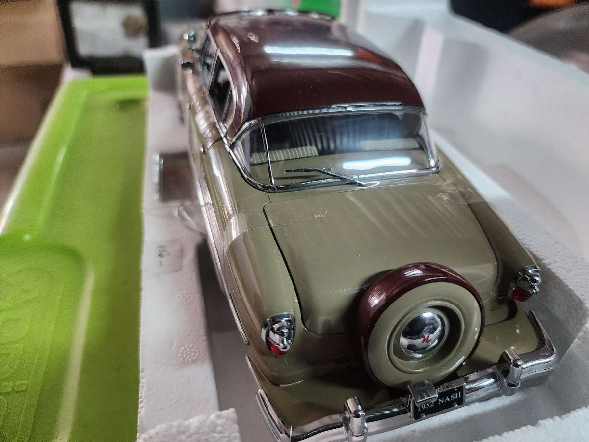 Nash Ambassador (1:18)