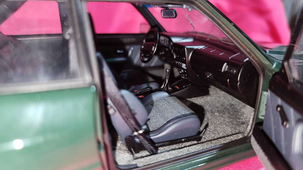 Audi Quattro (Legendary Car) 1:18 AutoArt