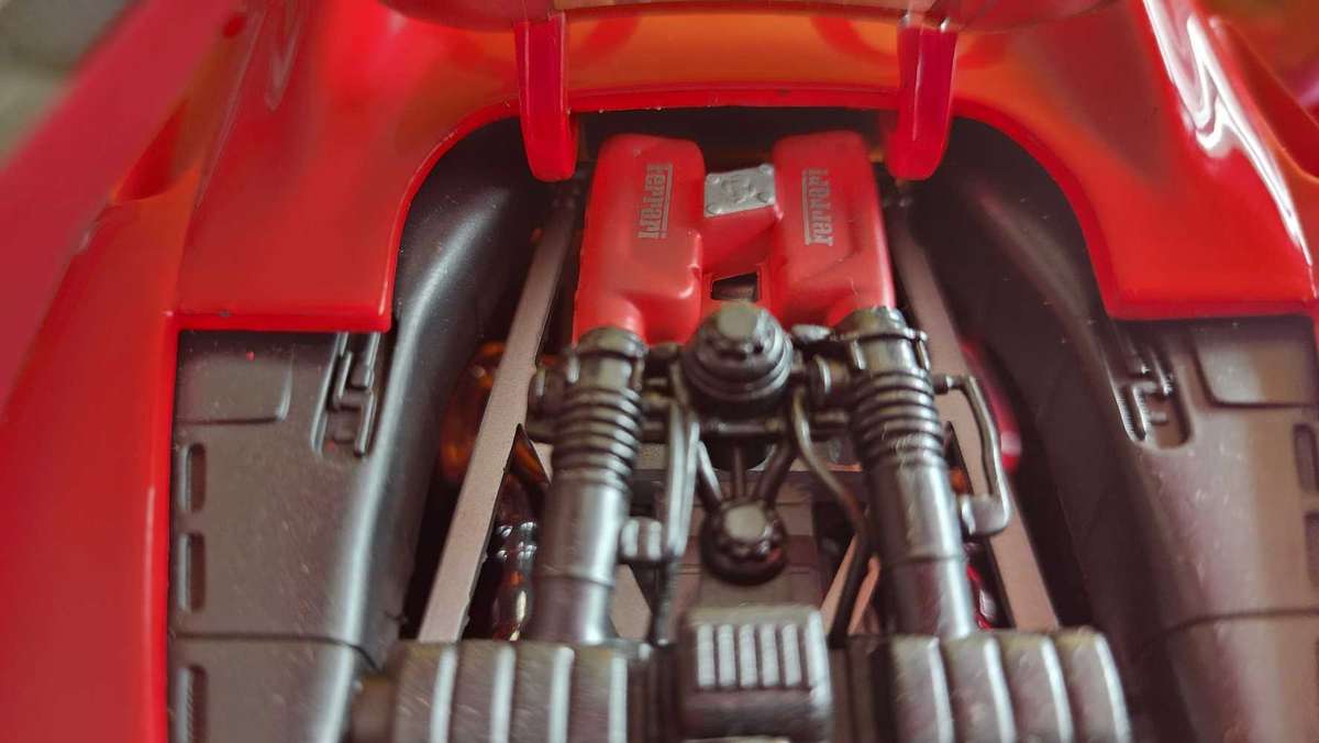 Ferrari 1:1> by Hotwheels