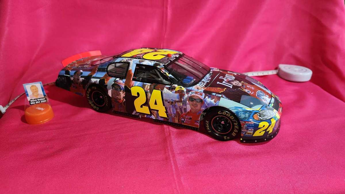 Jeff Gordon #24 Nascar (1:18)