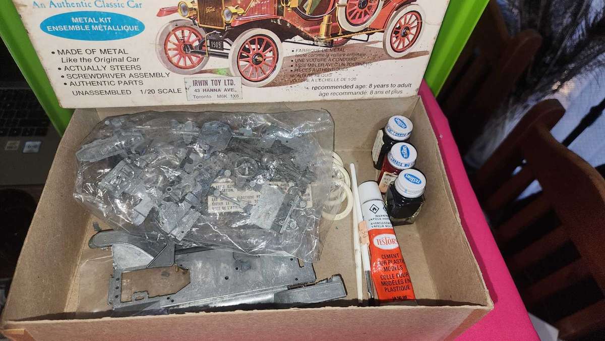 Model T "1909" Touring Die-Cast Model by Gabriel