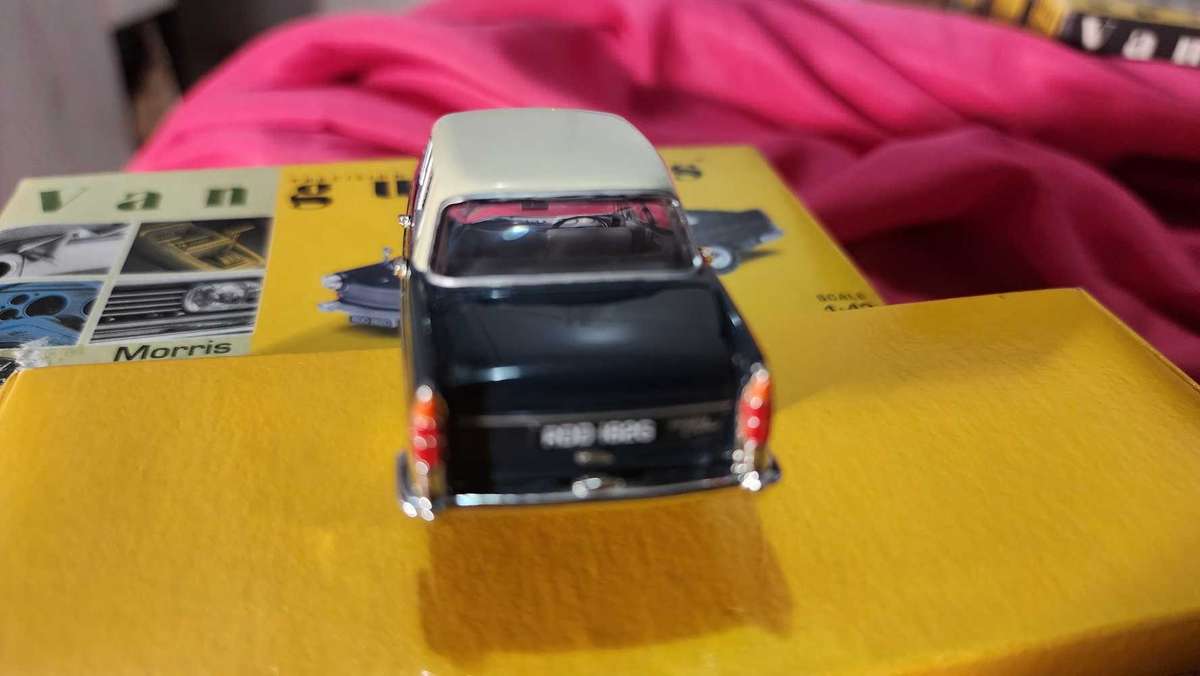 Morris Oxford By Vanguards