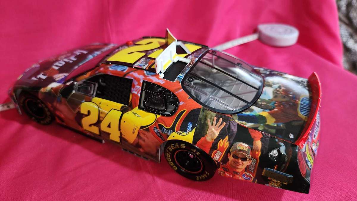Jeff Gordon #24 Nascar (1:18)