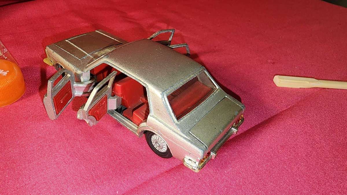 Ford Zodiac by Dinky