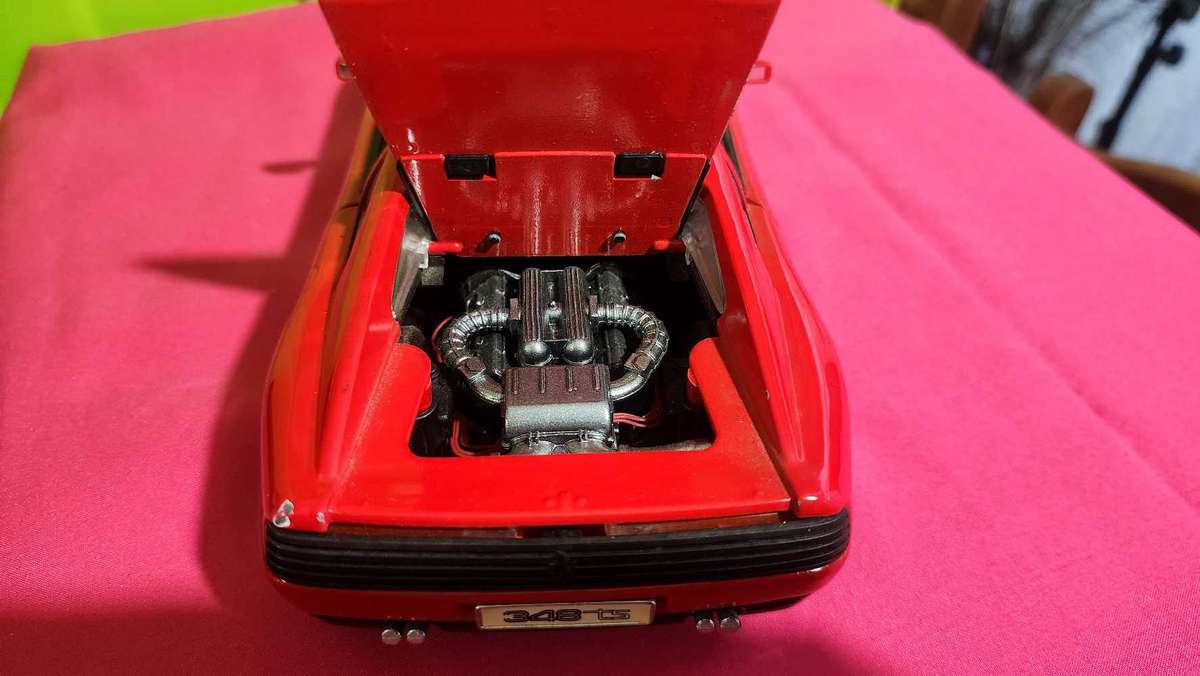 Ferrari 348 ts  *1:18* Maisto