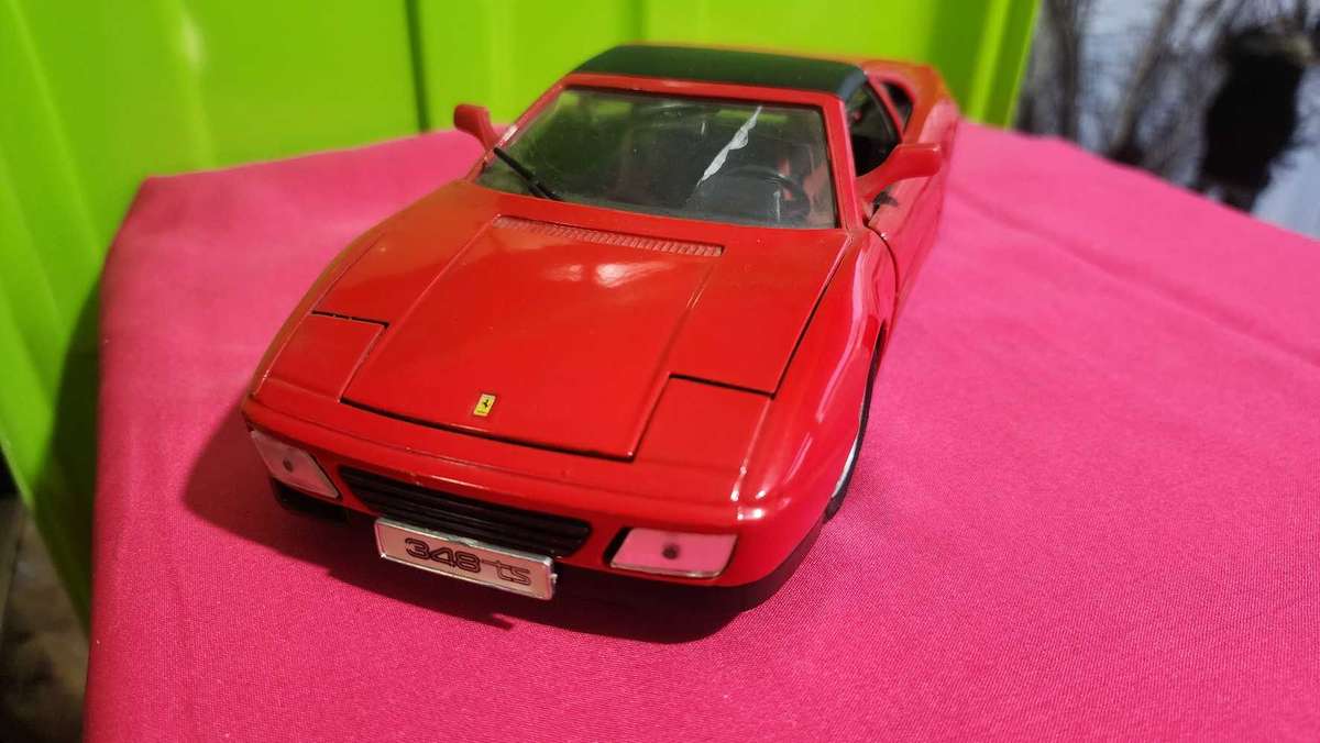 Ferrari 348 ts  *1:18* Maisto