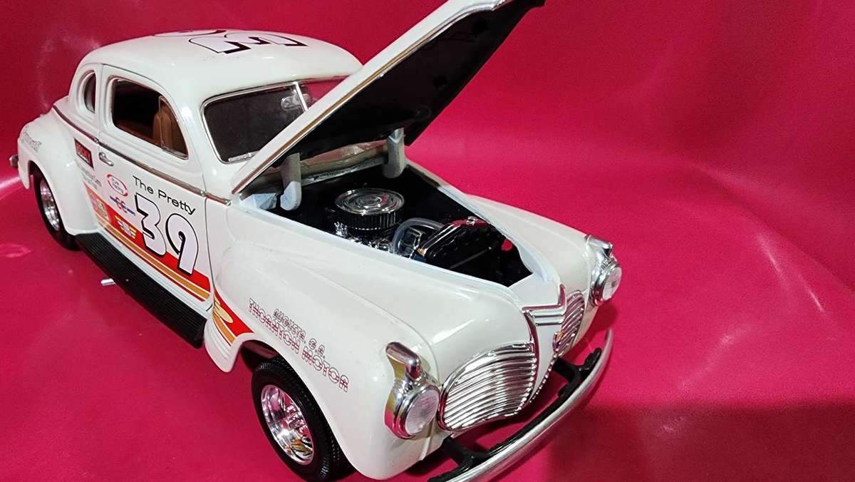 41' Plymouth Stock Dragster (1:18) by Road Legends