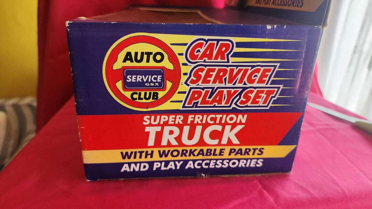 Racecar, Service Truck & Carwash