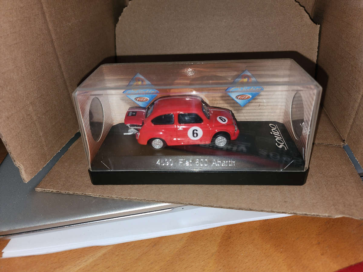 Fiat 600 Abart (1:43)