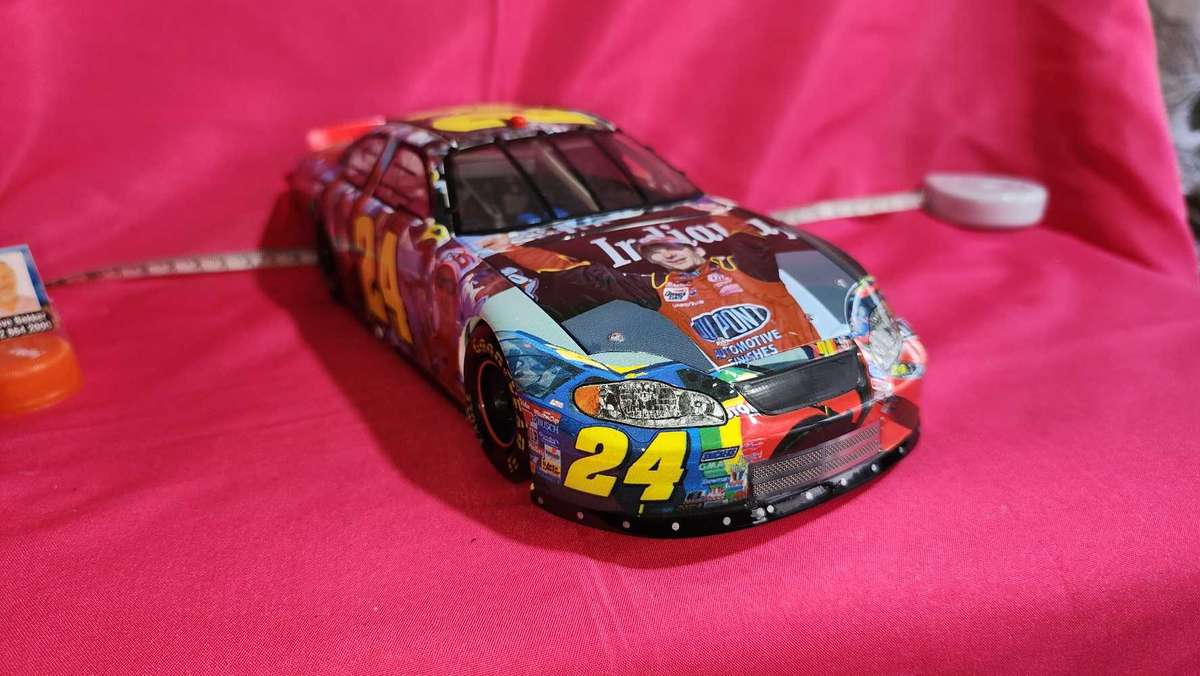 Jeff Gordon #24 Nascar (1:18)