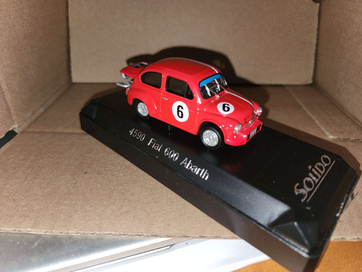 Fiat 600 Abart (1:43)