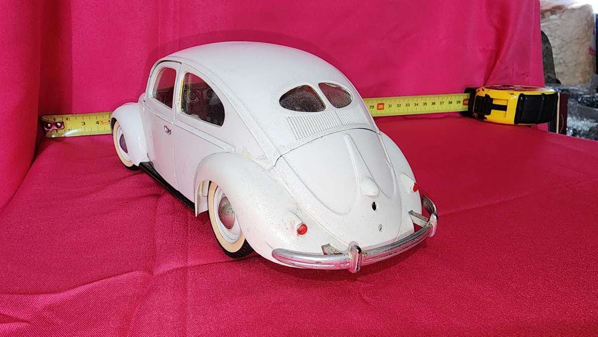 VW Beetle By Solido (1:18)
