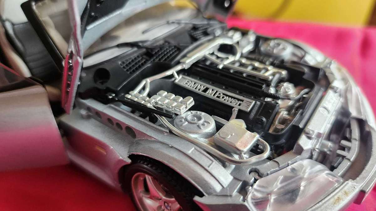 BMW M-Roadster  1:18 Bburago